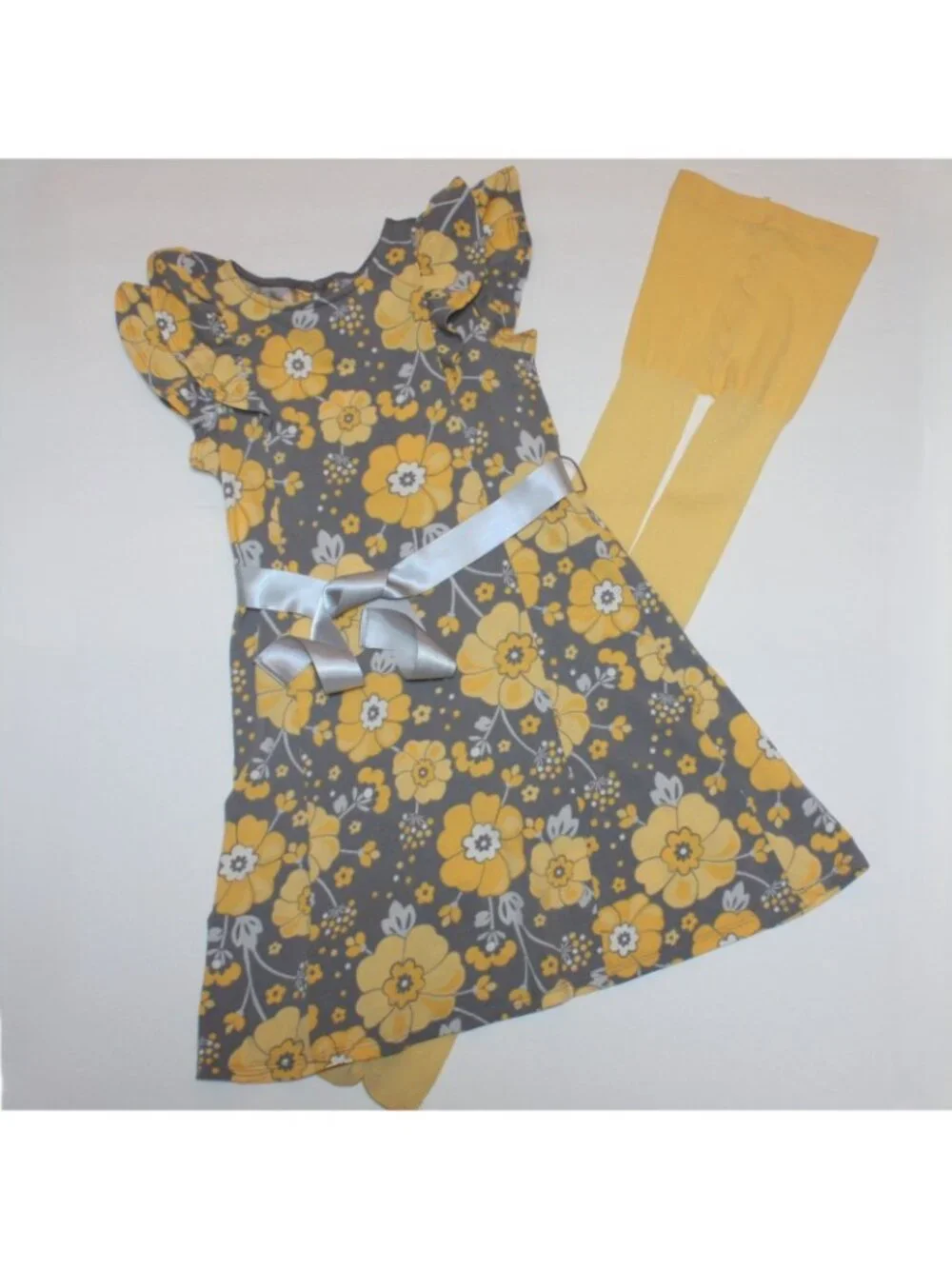 Gymboree bright flowy